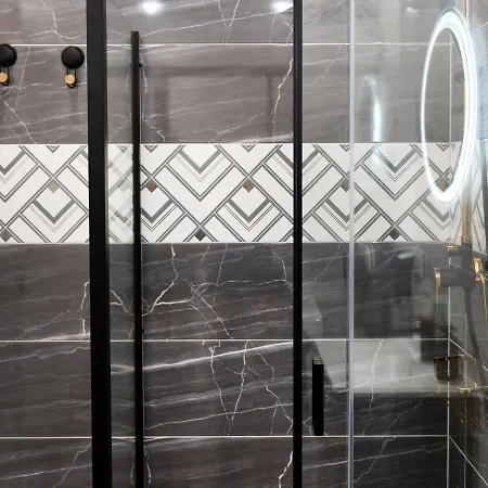 公寓 With Air Conditioning, Pool, Sauna