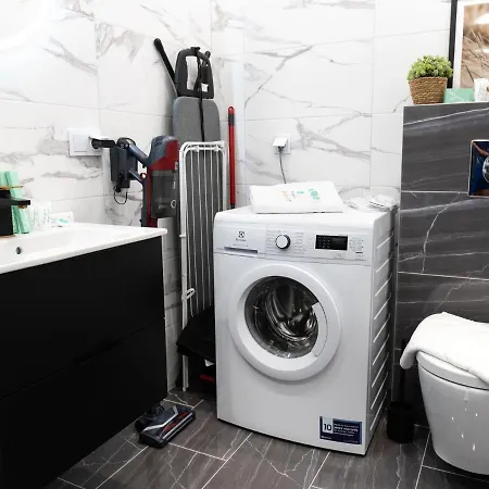 公寓 With Air Conditioning, Pool, Sauna *